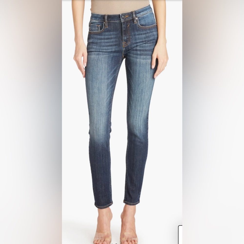 Vigoss Jagger Skinny Jeans Size 34 in excellent condition